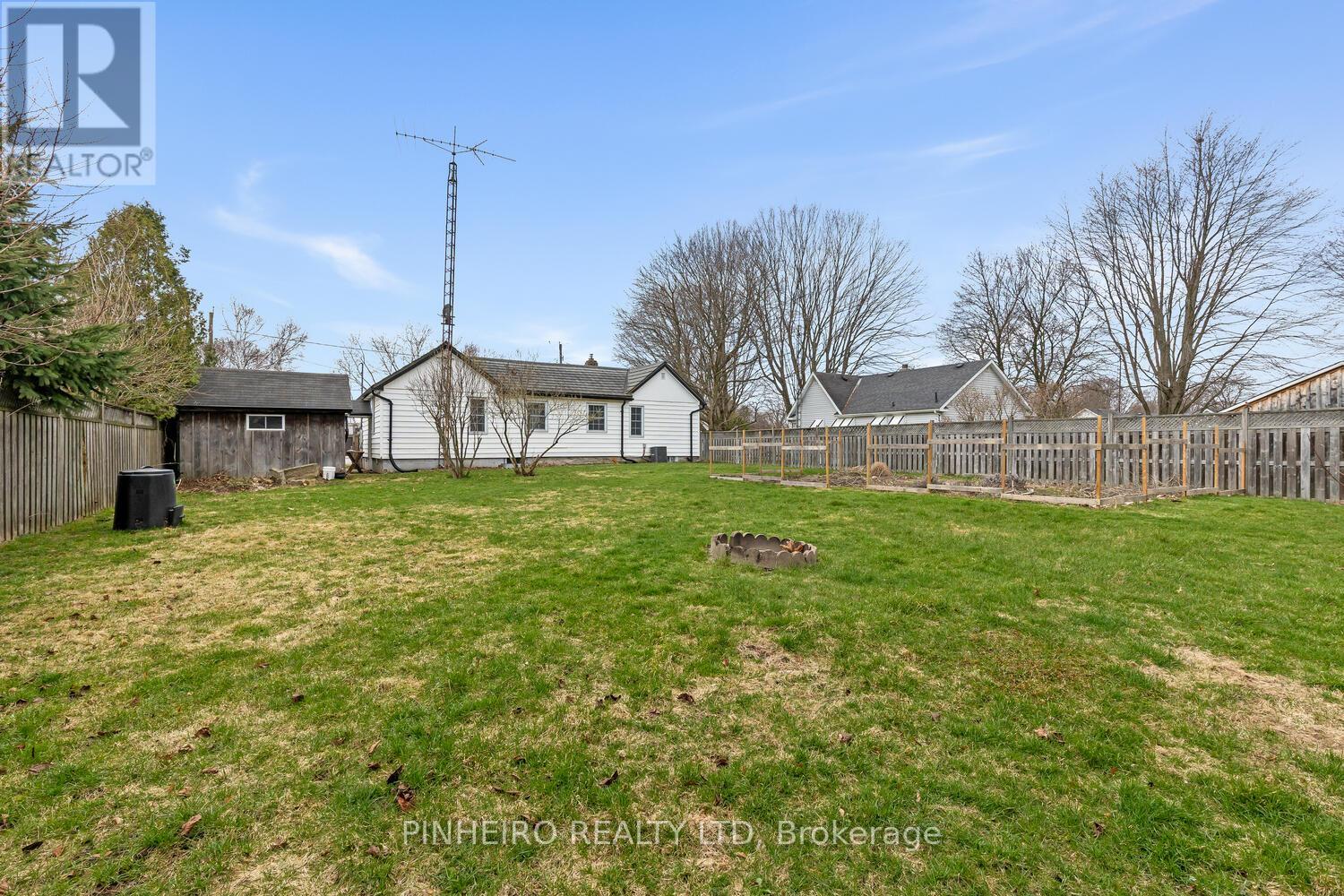 275 Ridout Street, West Elgin, Ontario  N0L 2C0 - Photo 27 - X12961404