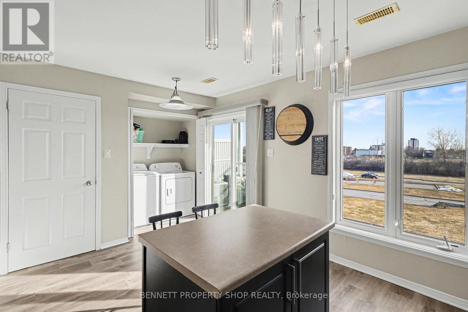 4 - 579 Reardon Private, Ottawa, Ontario  K1V 2K9 - Photo 11 - X12961500