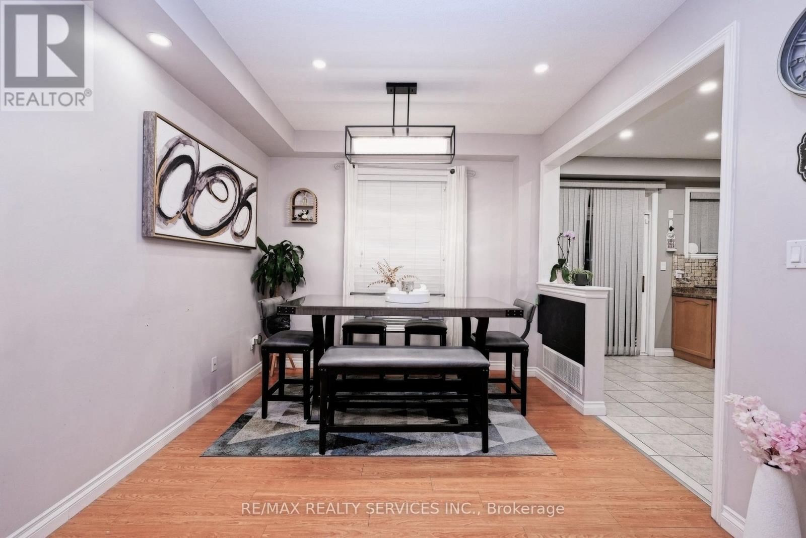 32 Ashdale Road, Brampton, Ontario  L6Y 5M7 - Photo 12 - W12955484