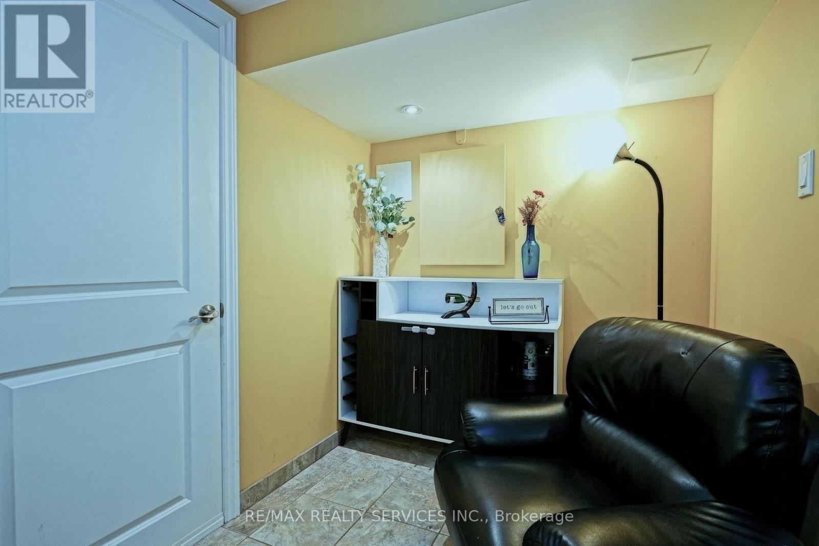 32 Ashdale Road, Brampton, Ontario  L6Y 5M7 - Photo 38 - W12955484