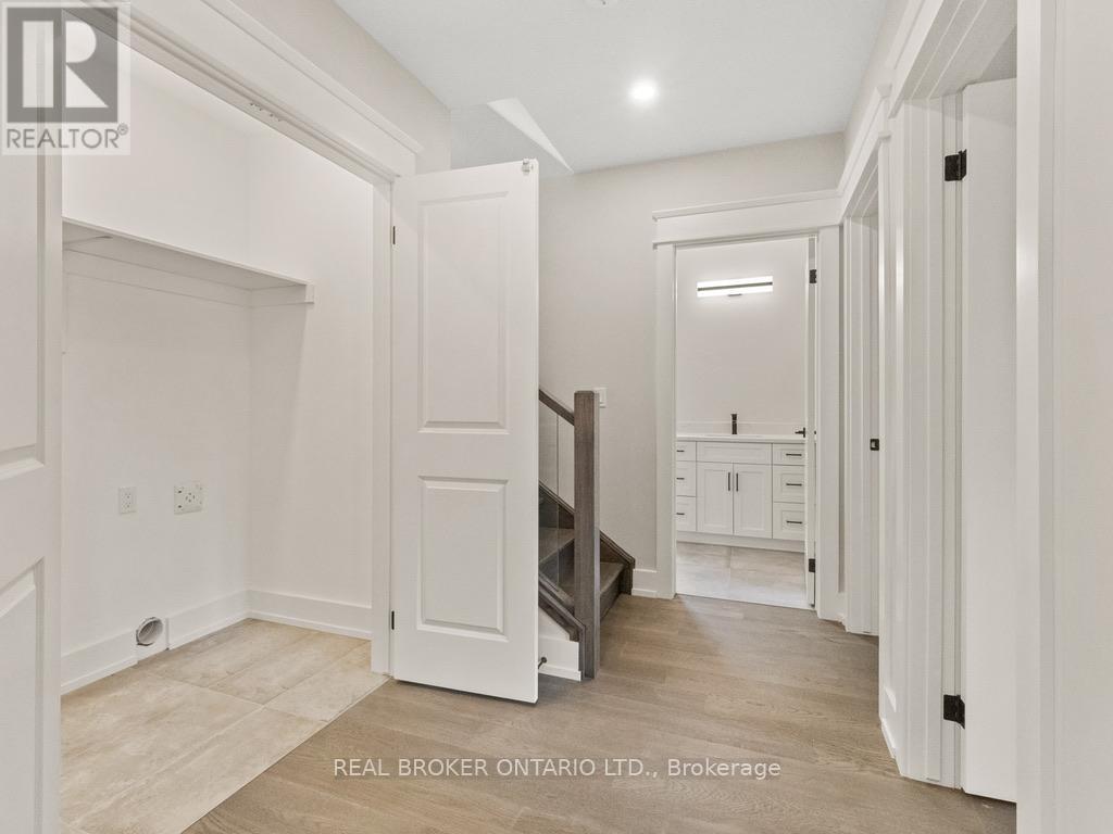 44 Topham Boulevard, Welland, Ontario  L3C 3G2 - Photo 15 - X12961366