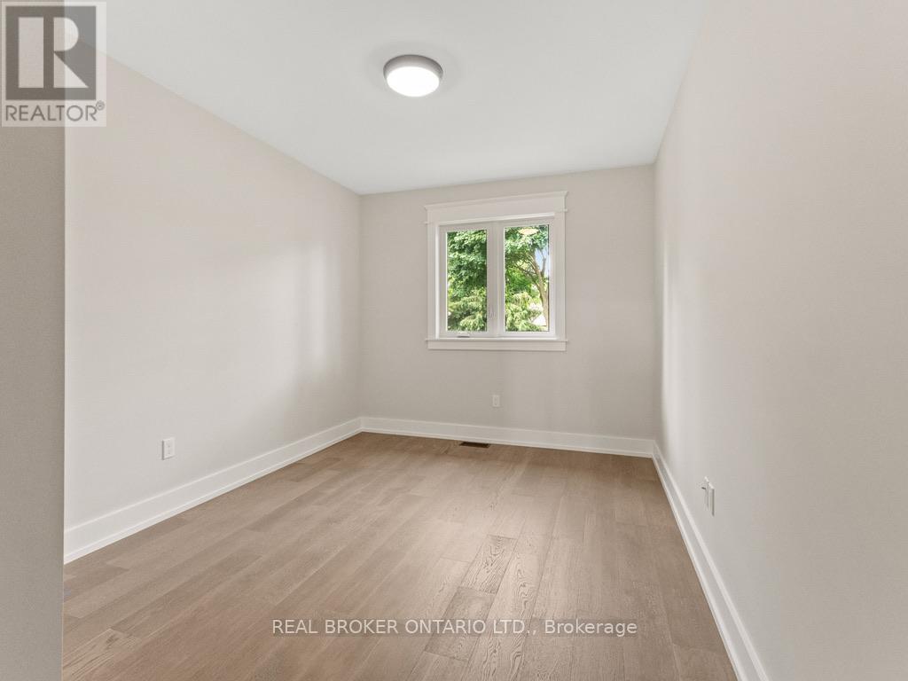 44 Topham Boulevard, Welland, Ontario  L3C 3G2 - Photo 17 - X12961366