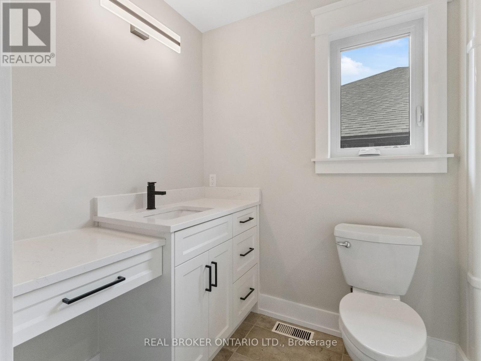 44 Topham Boulevard, Welland, Ontario  L3C 3G2 - Photo 18 - X12961366