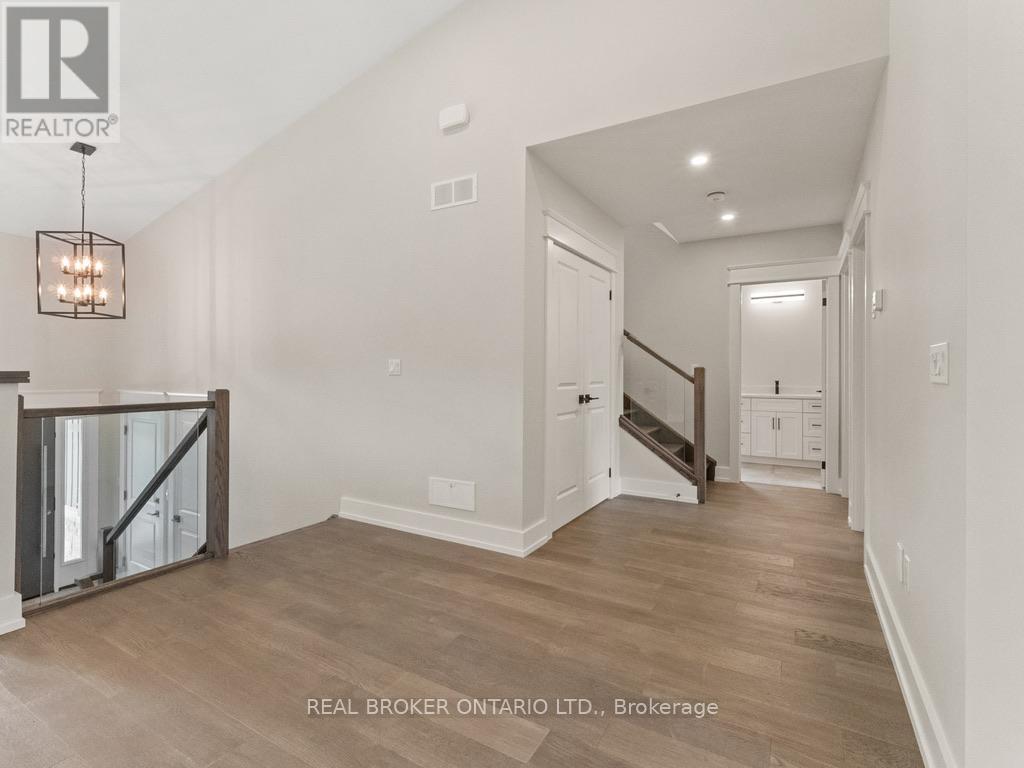 44 Topham Boulevard, Welland, Ontario  L3C 3G2 - Photo 21 - X12961366