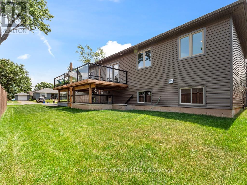 44 Topham Boulevard, Welland, Ontario  L3C 3G2 - Photo 28 - X12961366