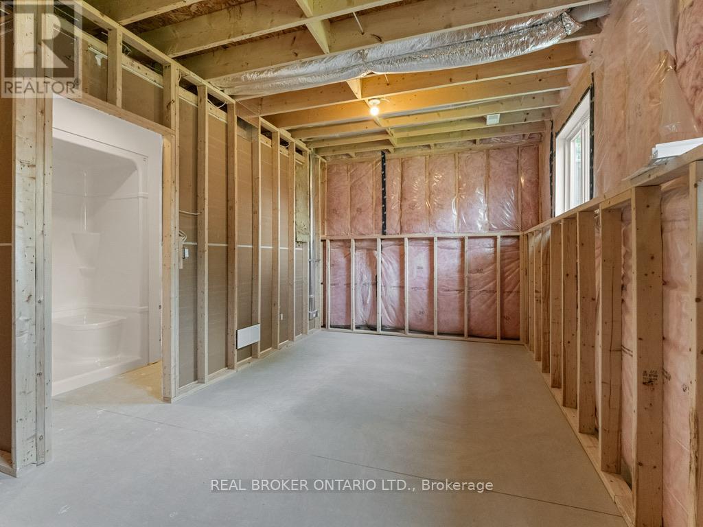 44 Topham Boulevard, Welland, Ontario  L3C 3G2 - Photo 31 - X12961366