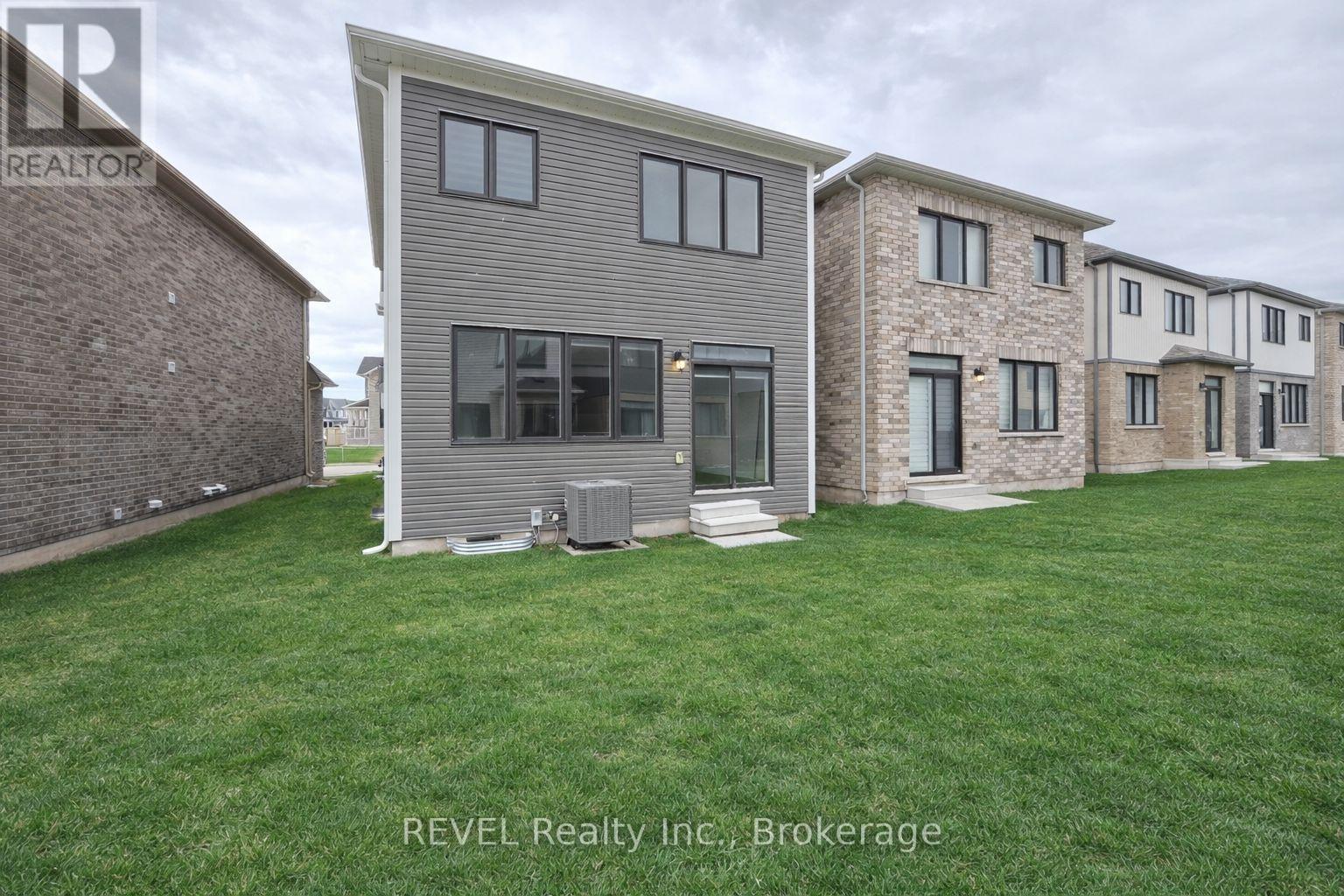 12 Rudder Road, Welland, Ontario  L3B 0M5 - Photo 27 - X12961456