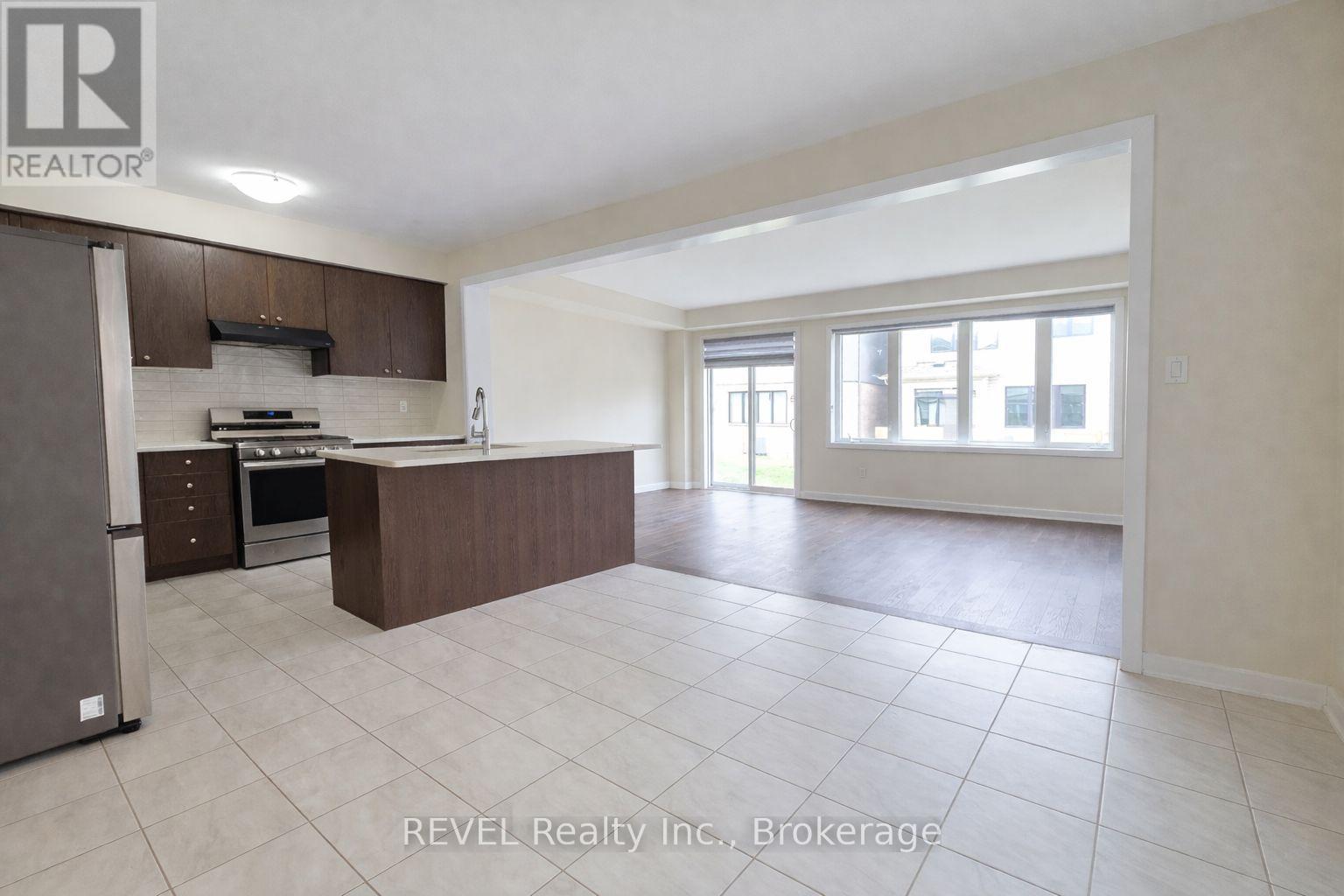 12 Rudder Road, Welland, Ontario  L3B 0M5 - Photo 7 - X12961456