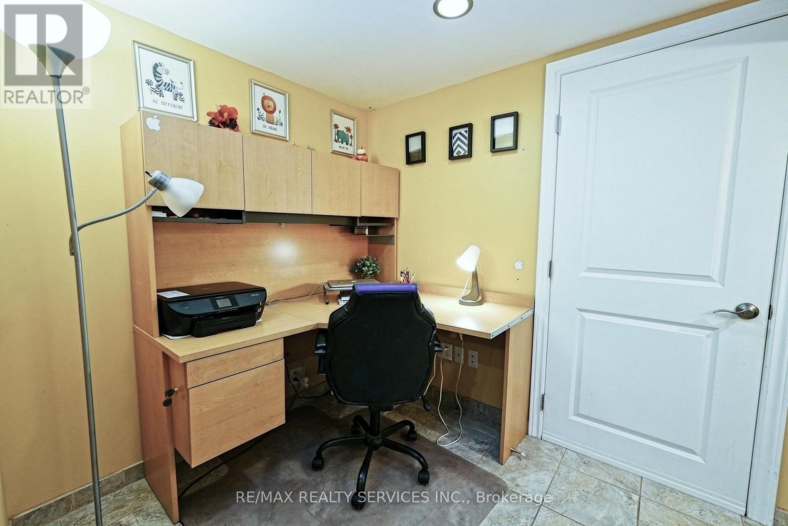 32 Ashdale Road, Brampton, Ontario  L6Y 5M7 - Photo 37 - W12955484