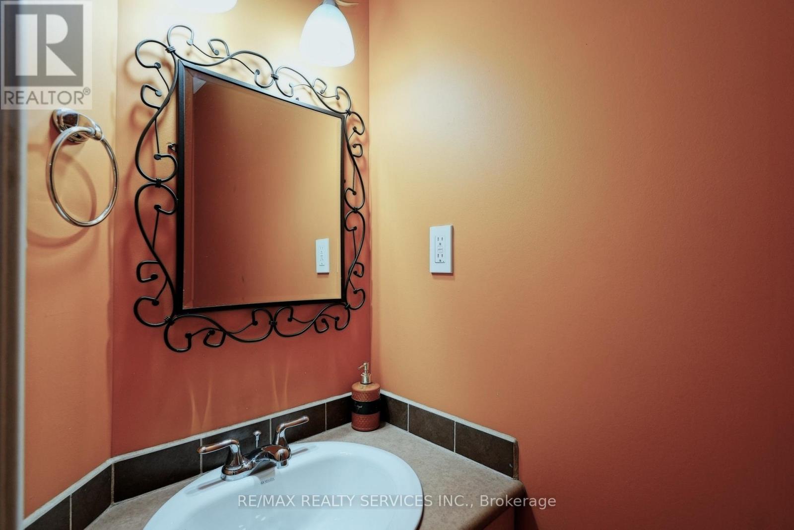 32 Ashdale Road, Brampton, Ontario  L6Y 5M7 - Photo 41 - W12955484