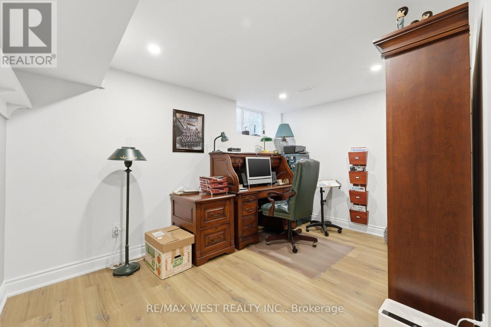 158 Anne Street, Niagara-On-The-Lake, Ontario  L0S 1J0 - Photo 20 - X12909492