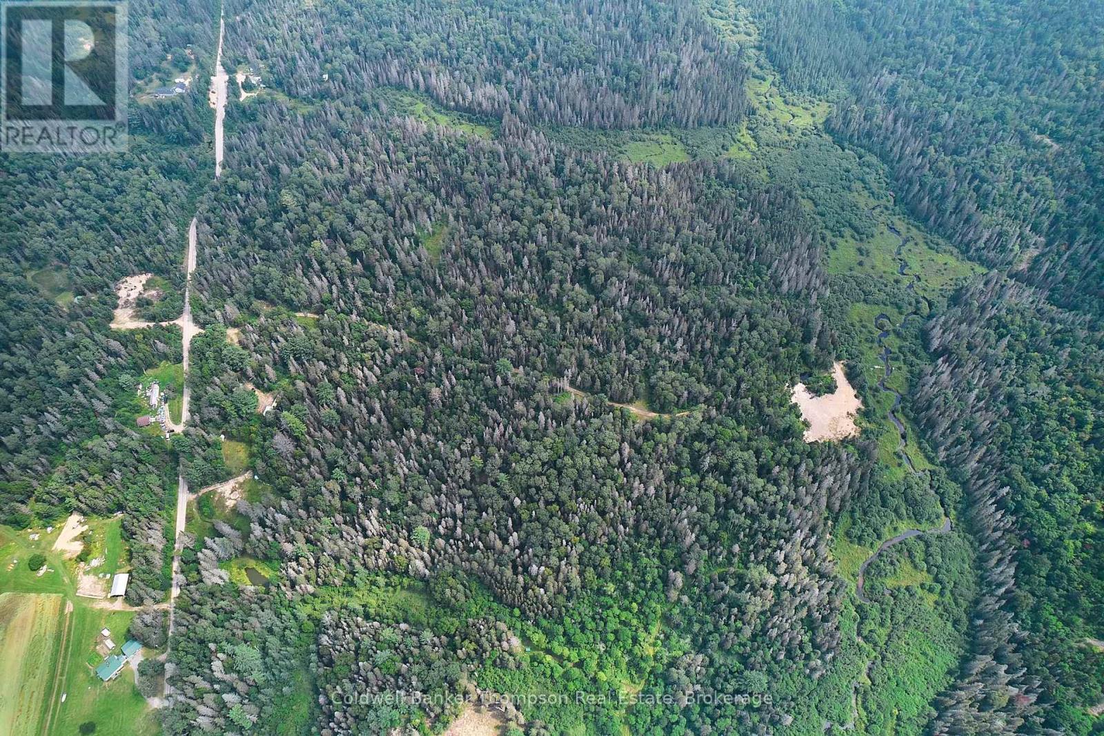 185 Halls Road E, Magnetawan, Ontario  P0A 1Z0 - Photo 15 - X12961396