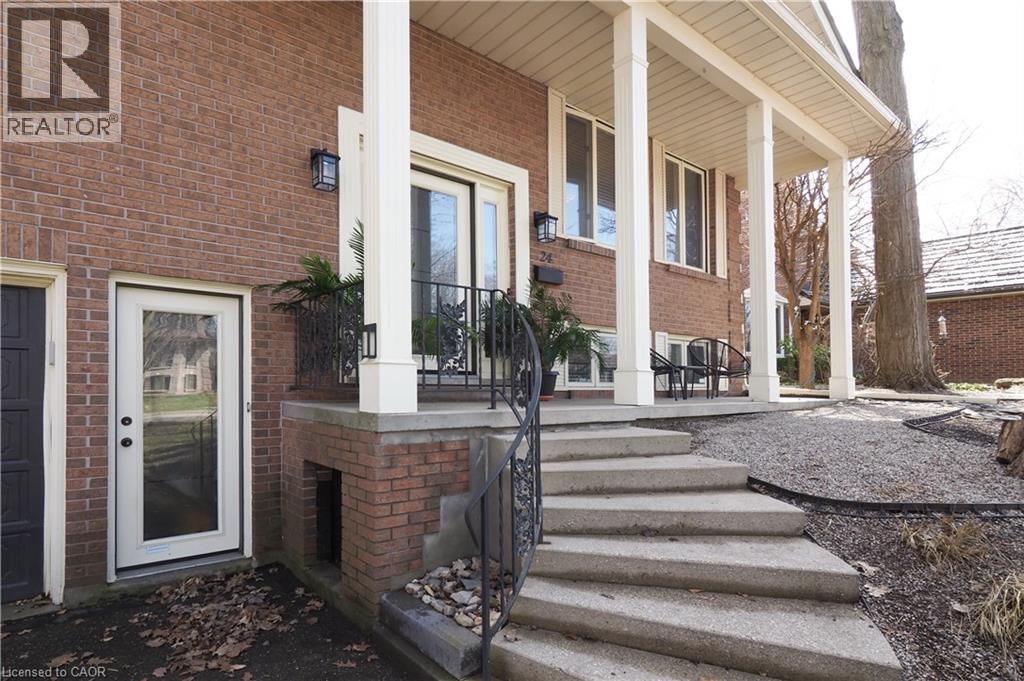 24 Primrose Path, Kitchener, Ontario  N2E 2R2 - Photo 4 - 40817477