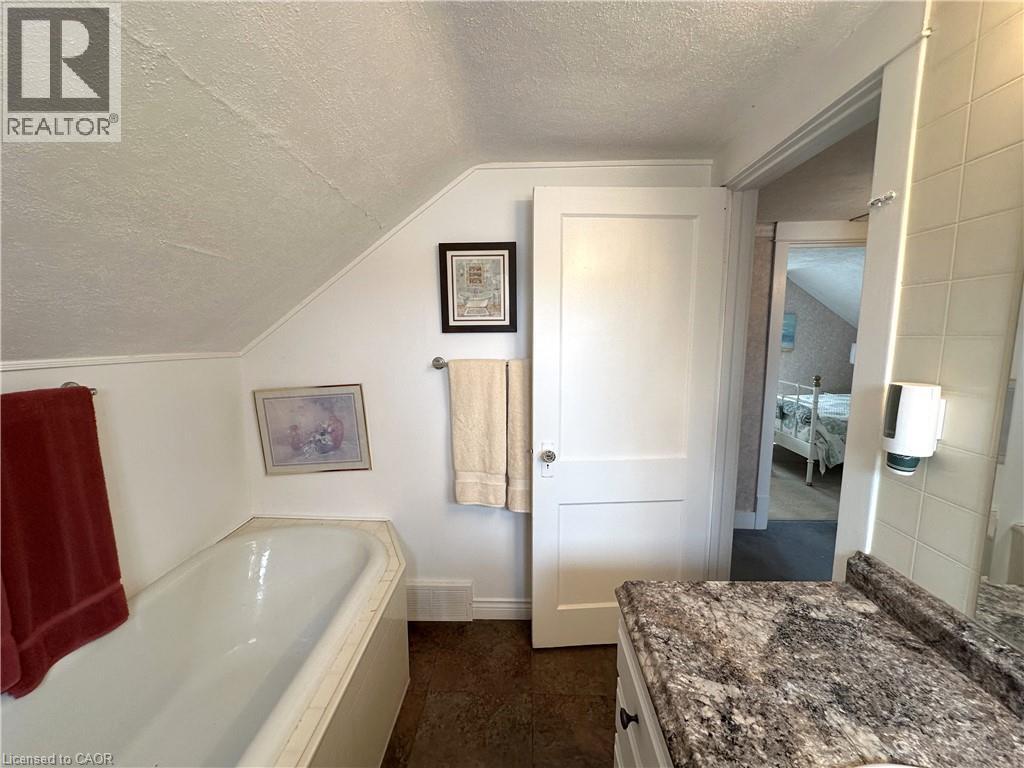 221 Chapman Street E, Norfolk, Ontario  N0A 1N0 - Photo 31 - 40816725