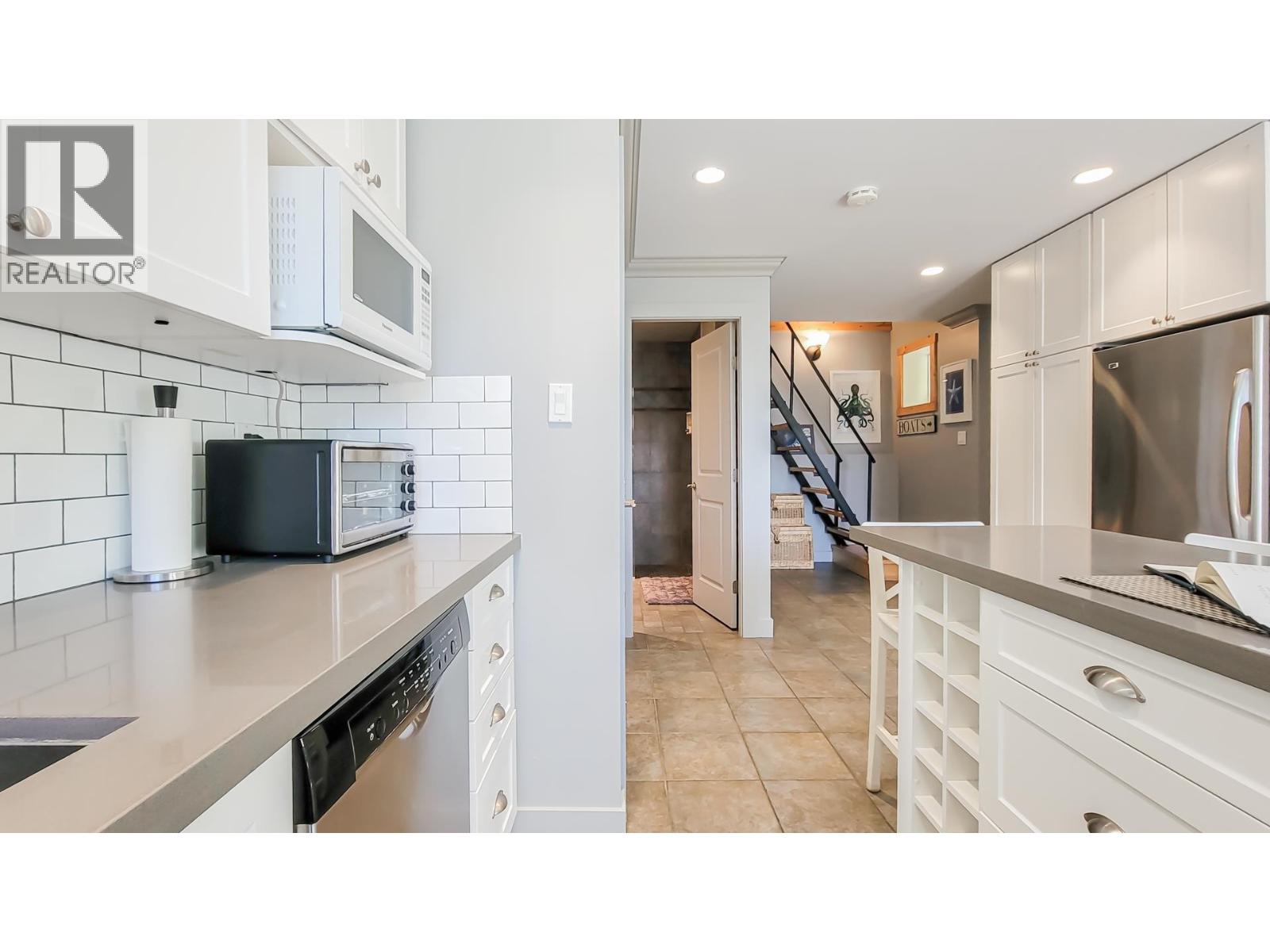 5125 Indian River Drive, North Vancouver, British Columbia  V7G 2T6 - Photo 38 - R3076609