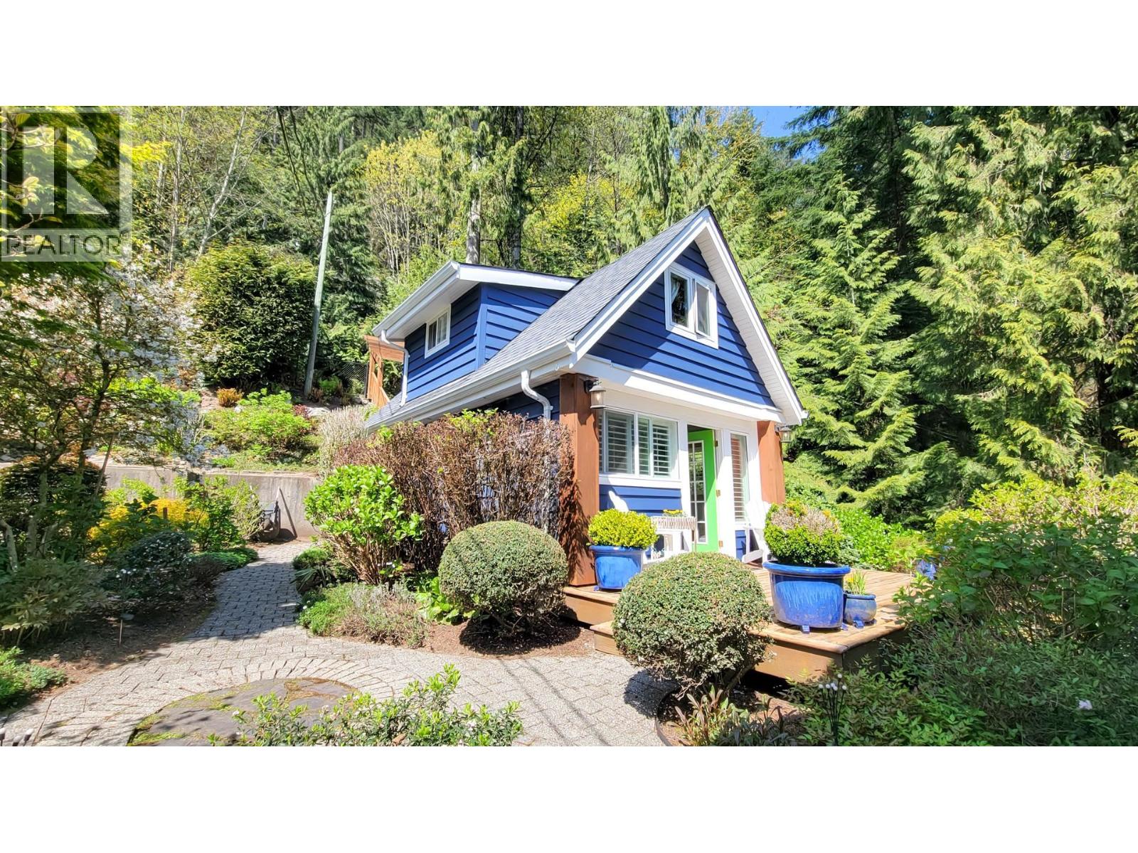 5125 Indian River Drive, North Vancouver, British Columbia  V7G 2T6 - Photo 37 - R3076609