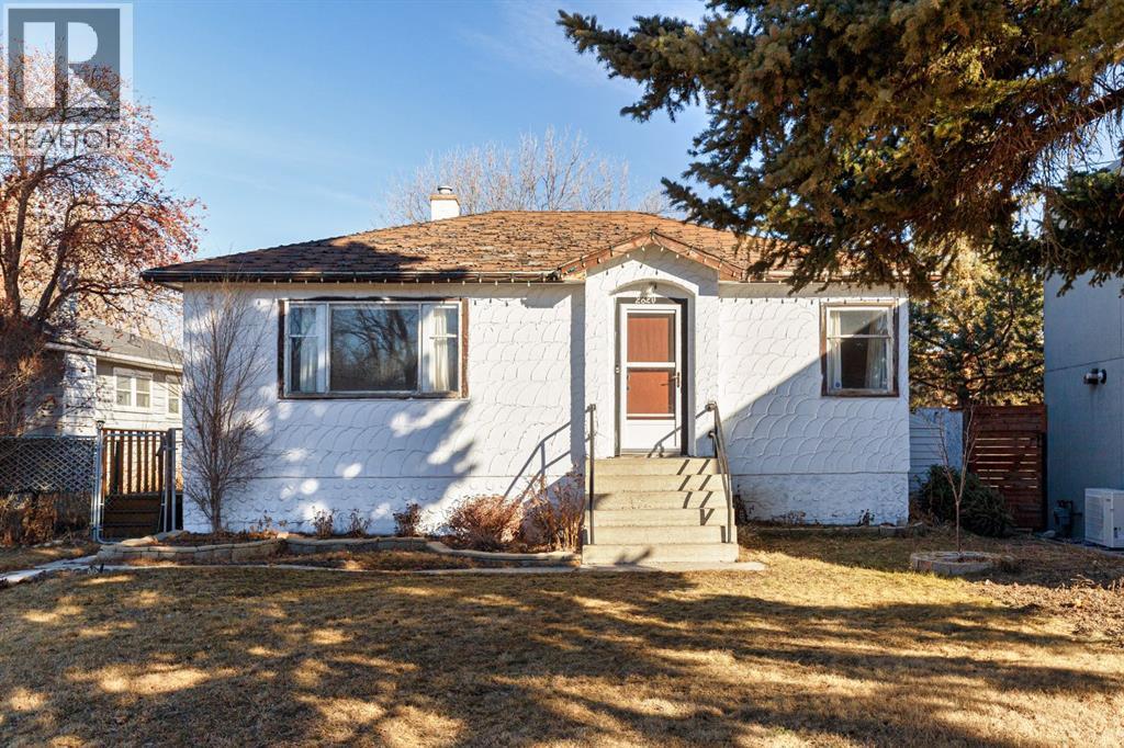2820 Parkdale Boulevard NW, Calgary, Alberta