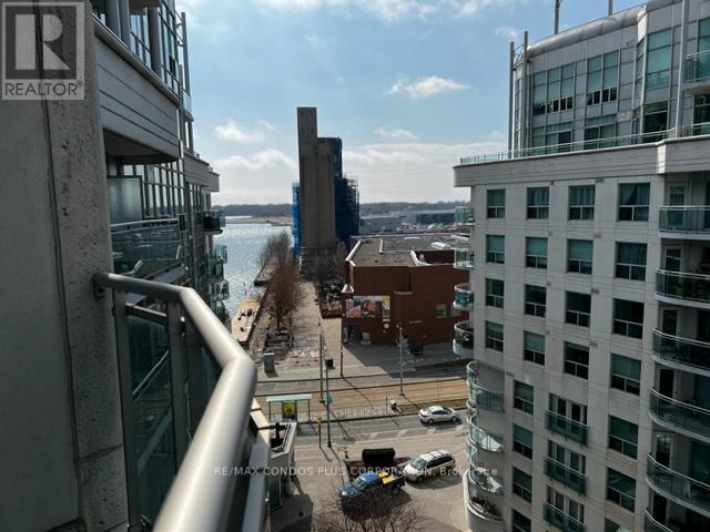 1002 - 600 Queens Quay W, Toronto, Ontario  M5V 3M3 - Photo 12 - C12961332