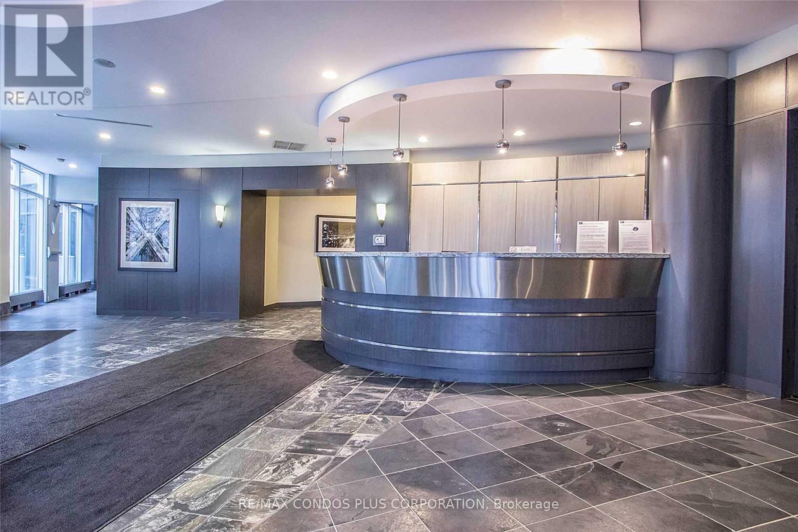 1002 - 600 Queens Quay W, Toronto, Ontario  M5V 3M3 - Photo 16 - C12961332