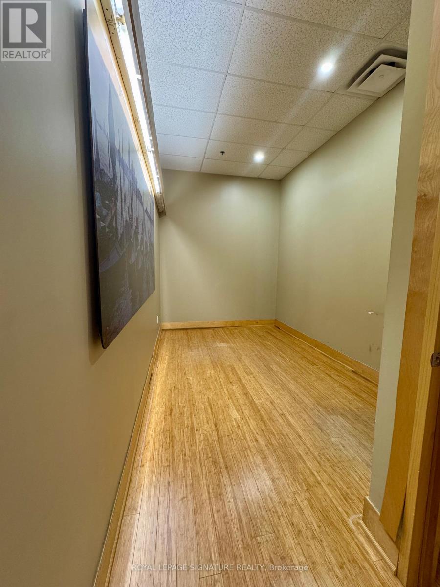 Studio #2 - 3-25 Scarsdale Road, Toronto, Ontario  M3B 2R2 - Photo 13 - C12961358