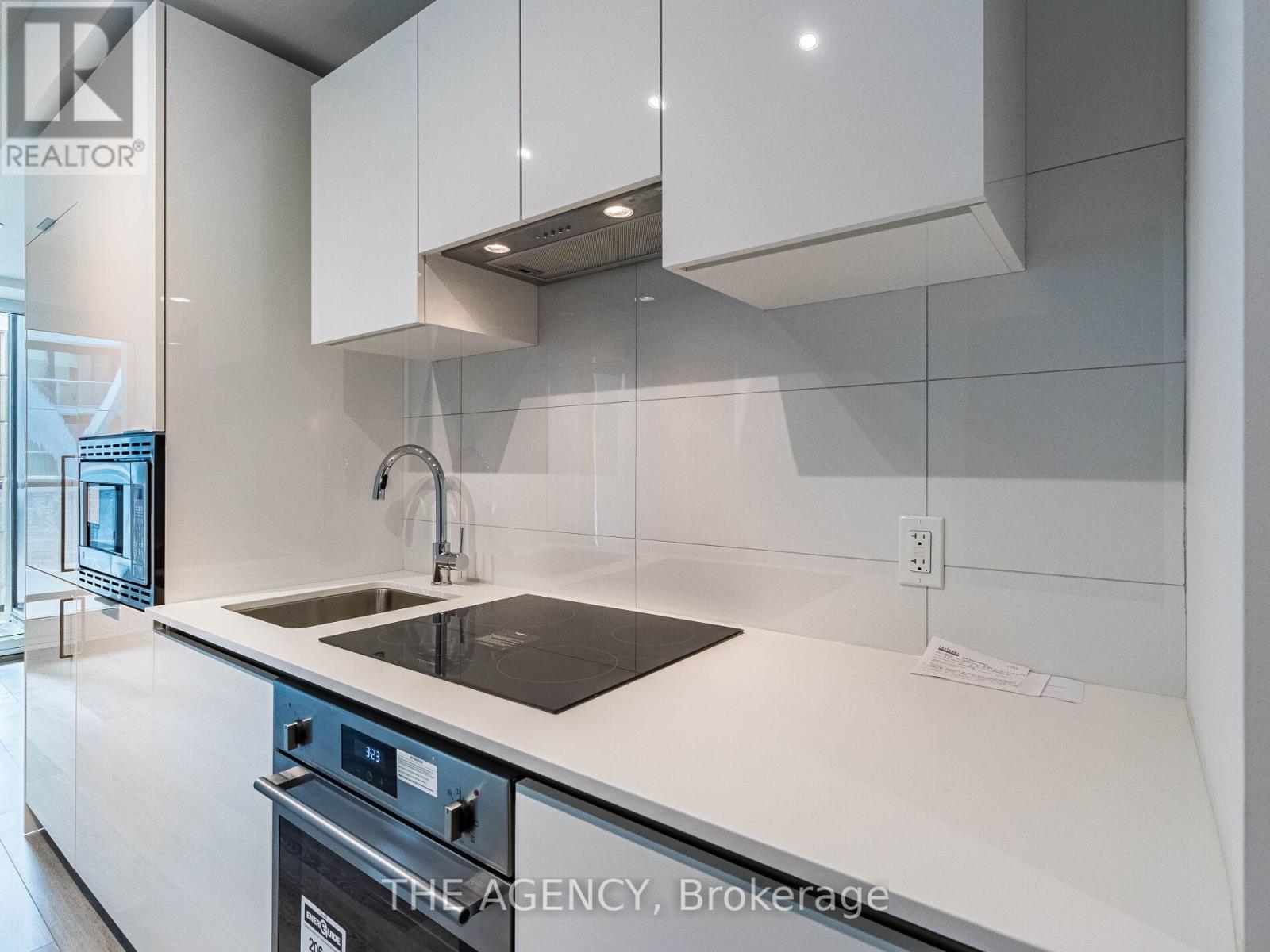 809 - 121 St. Patrick Street, Toronto, Ontario M5T 0B8 - Photo 10 - C12961374