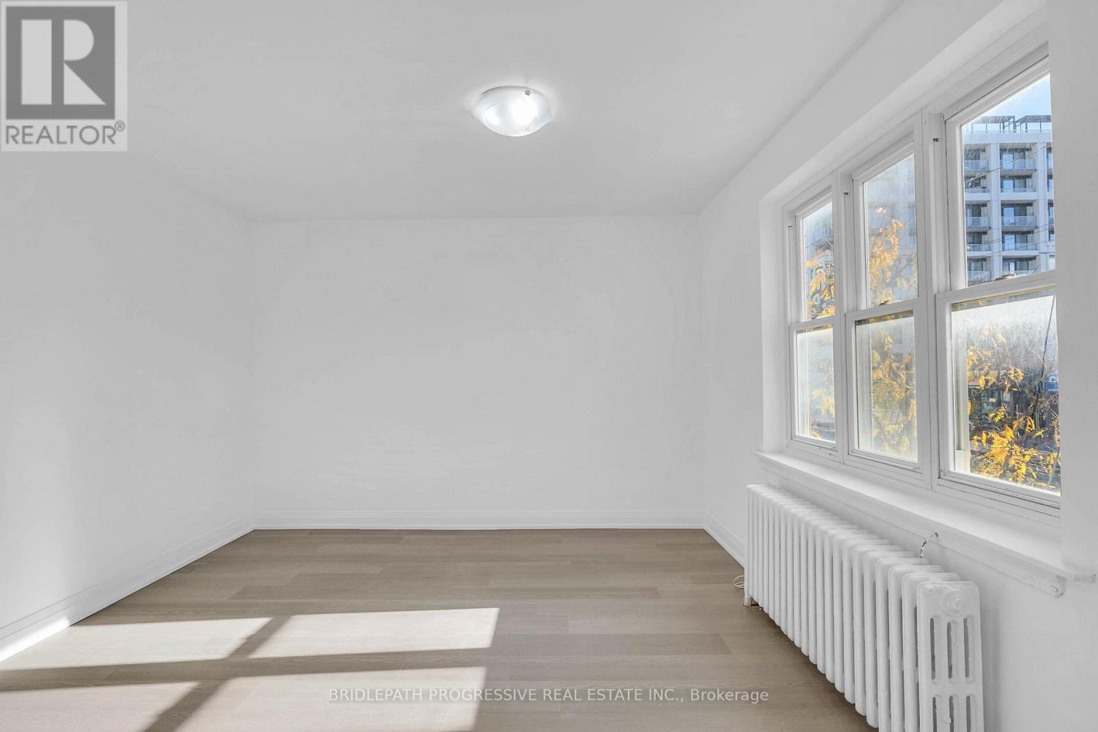 1 - 894 Eglinton Avenue W, Toronto, Ontario  M2K 1B7 - Photo 4 - C12961470