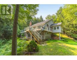1003 ARNOTT LANE, Dysart et al, Ontario