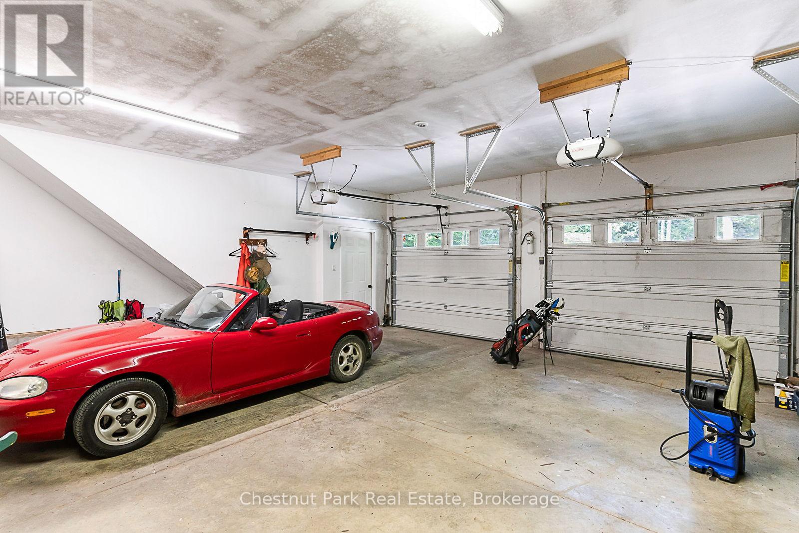 1003 Arnott Lane, Dysart Et Al, Ontario  K0M 1S0 - Photo 41 - X12907282