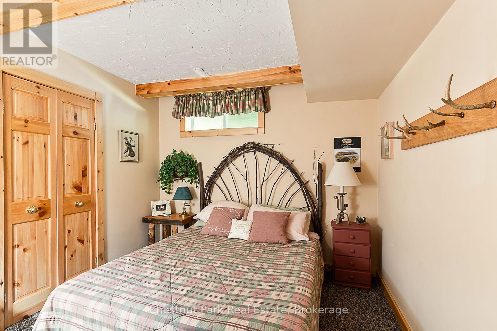 1003 Arnott Lane, Dysart Et Al, Ontario  K0M 1S0 - Photo 37 - X12907282