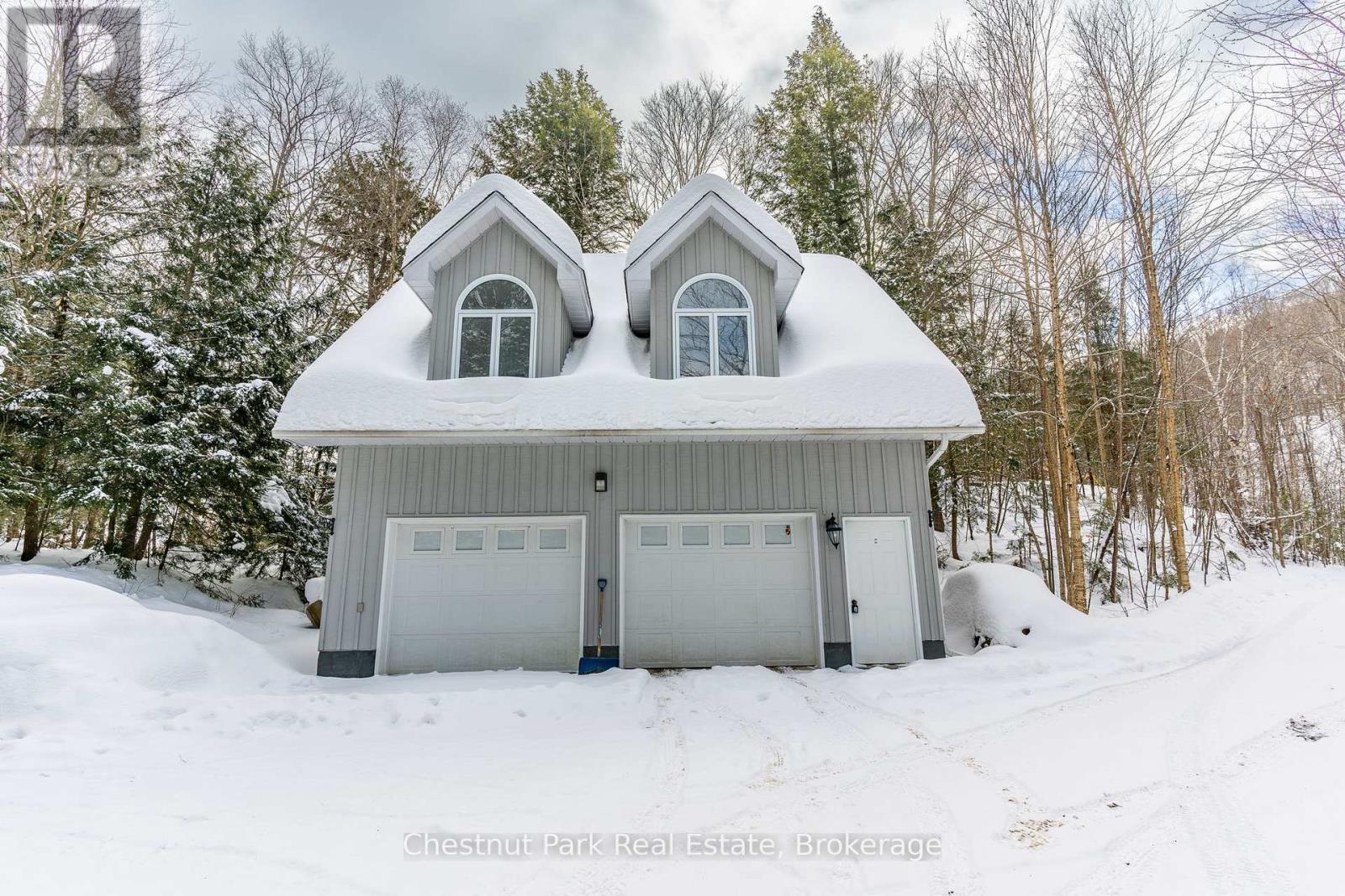 1003 Arnott Lane, Dysart Et Al, Ontario  K0M 1S0 - Photo 46 - X12907282