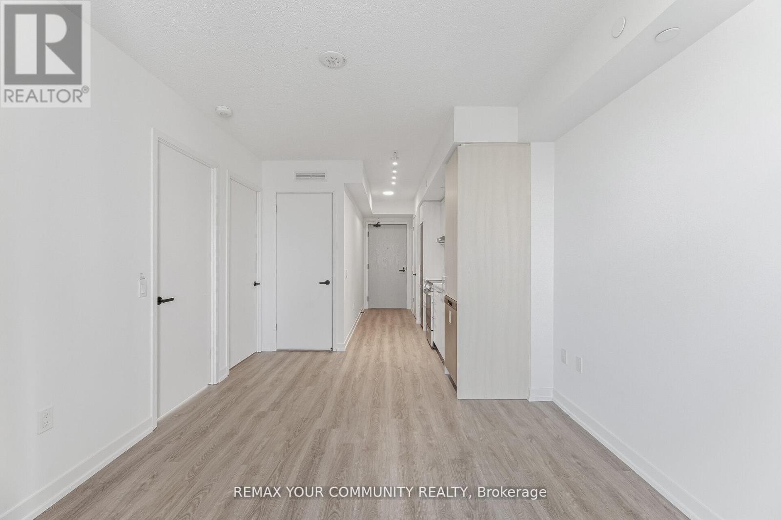 3002 - 195 Commerce Street, Vaughan, Ontario  L4K 0P9 - Photo 14 - N12961330