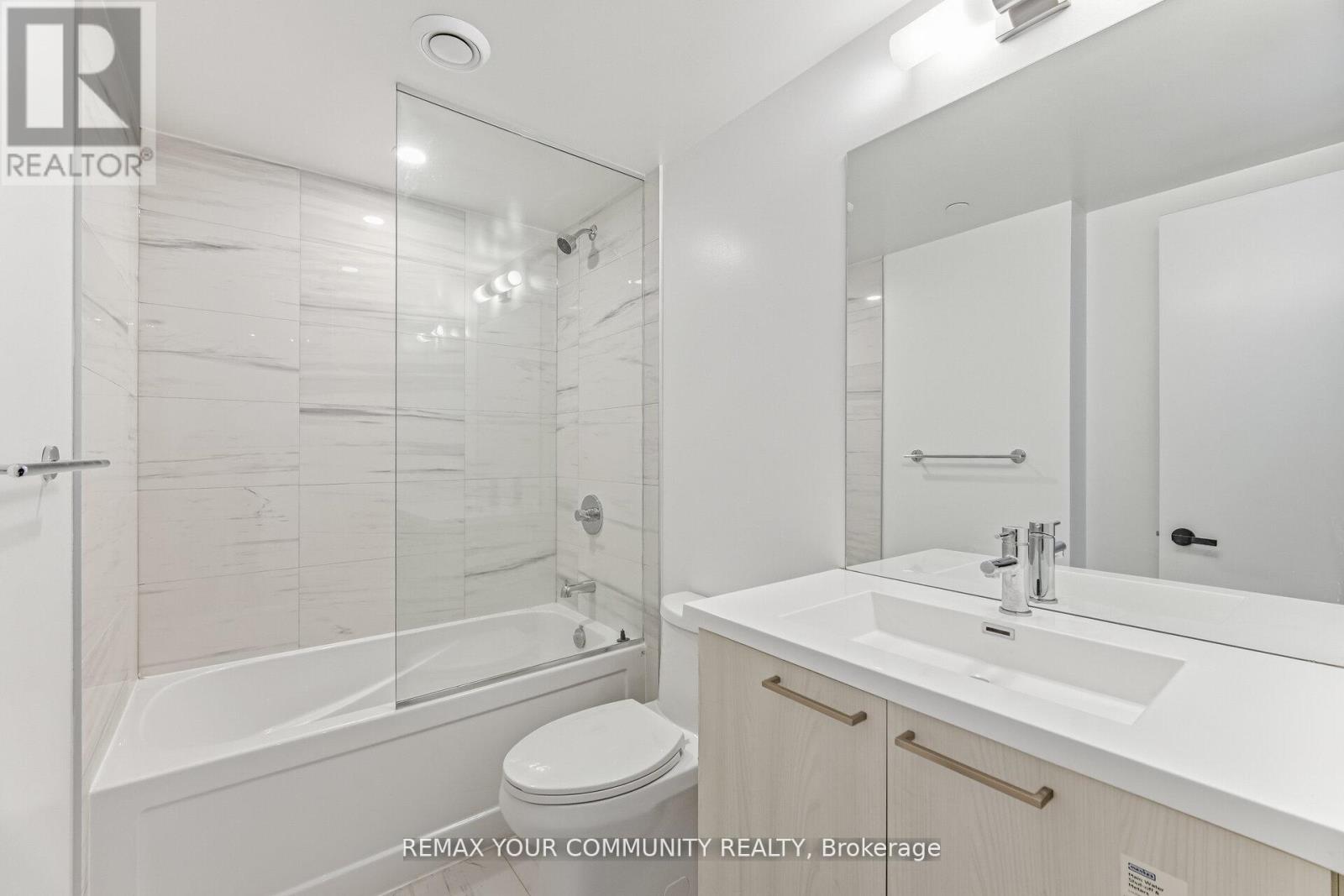 3002 - 195 Commerce Street, Vaughan, Ontario  L4K 0P9 - Photo 17 - N12961330