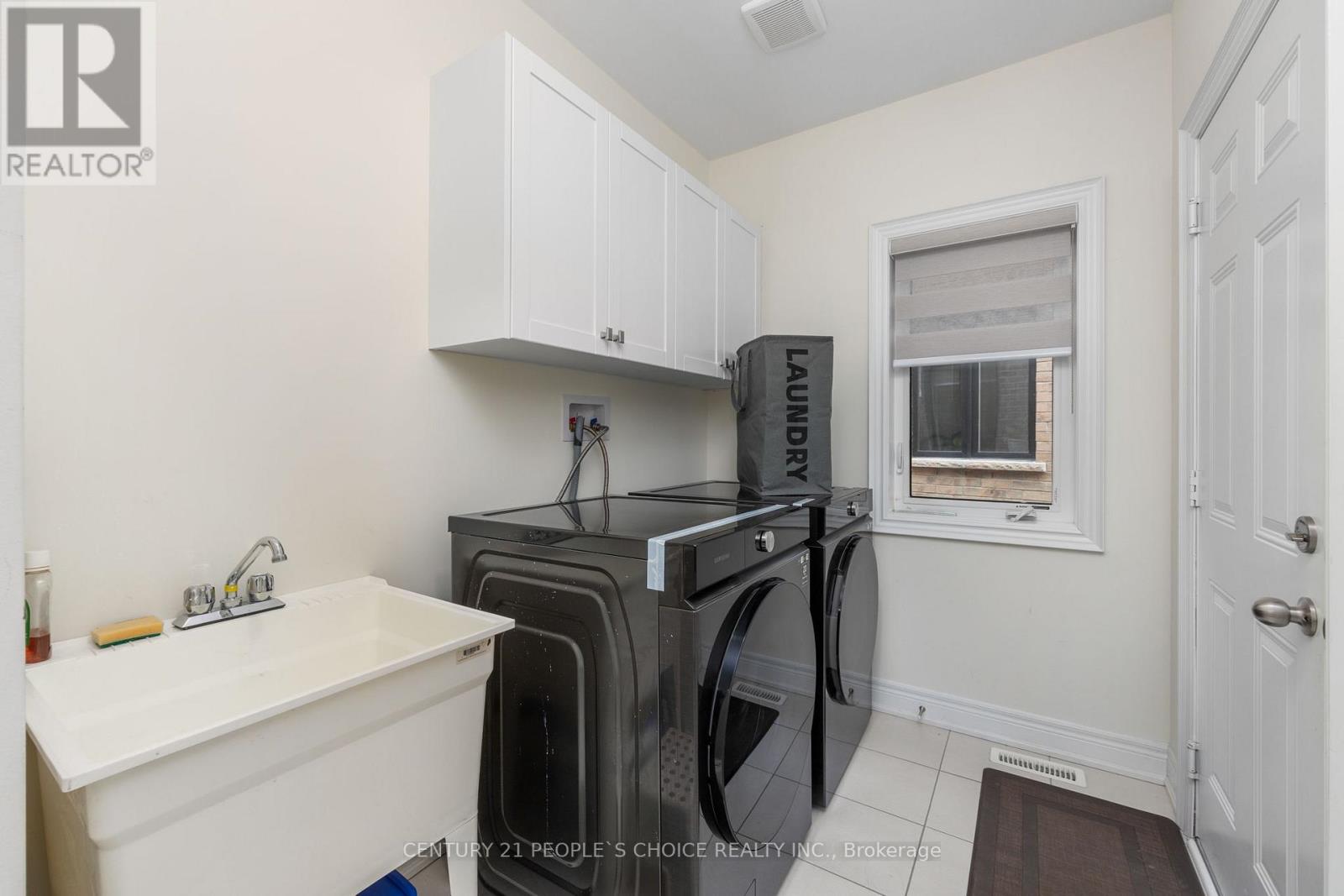 64 Coldwell Bay Circle, Vaughan, Ontario  L4H 5E9 - Photo 16 - N12961474