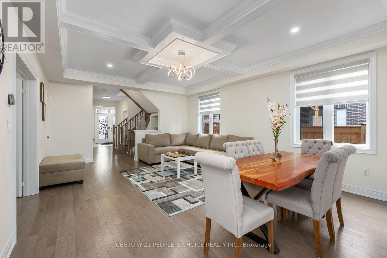 64 Coldwell Bay Circle, Vaughan, Ontario  L4H 5E9 - Photo 6 - N12961474