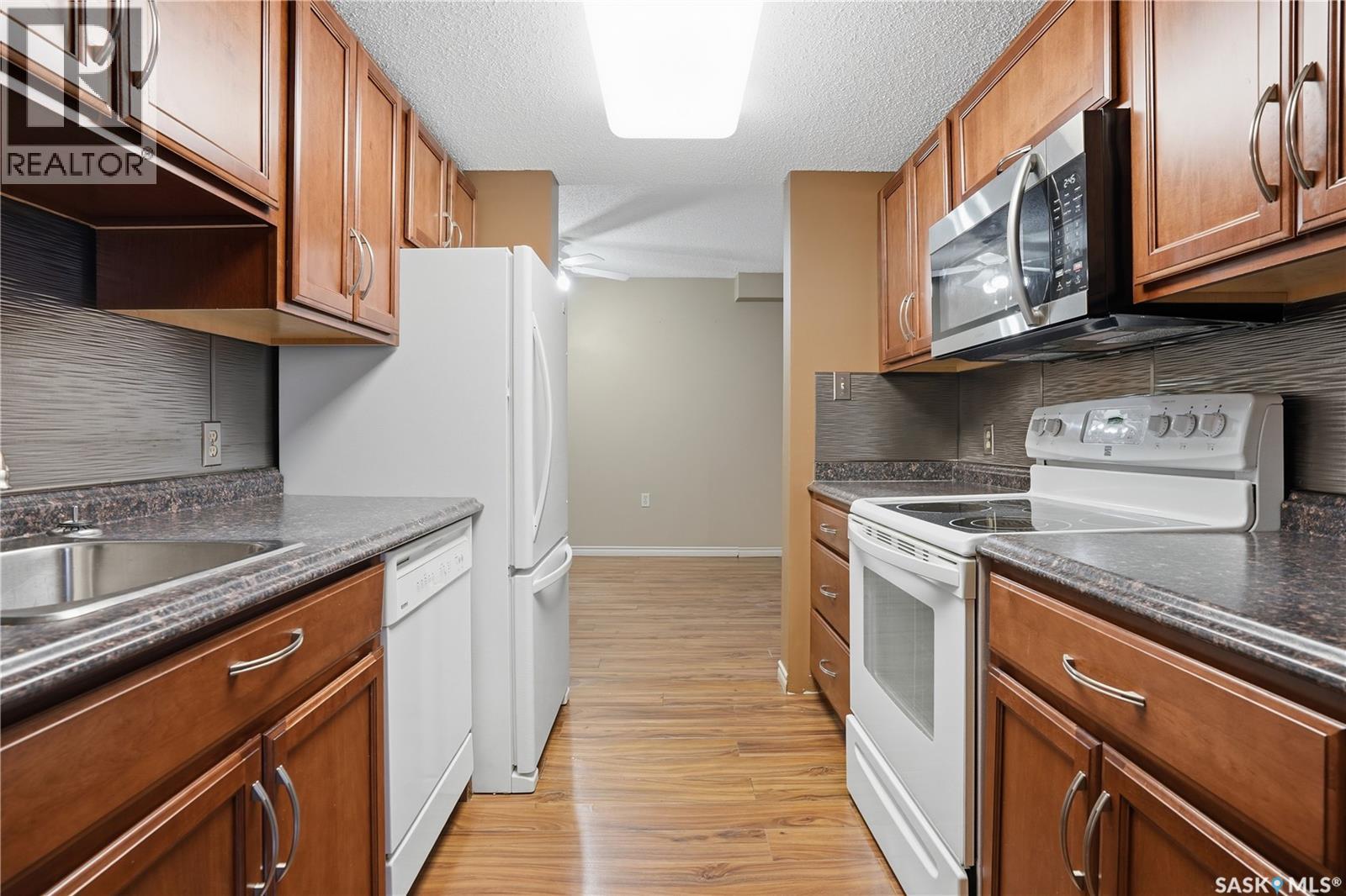 202 3410 Park Street, Regina, Saskatchewan  S4V 2M8 - Photo 20 - SK032187