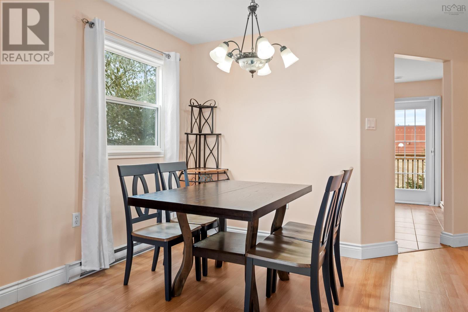 453 Young Street, Truro, Nova Scotia  B2N 3Y8 - Photo 8 - 202606380