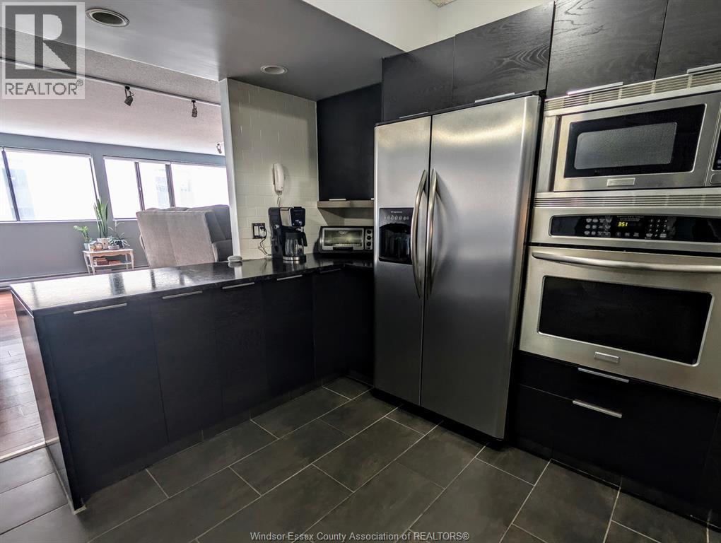 380 Pelissier Unit# 305, Windsor, Ontario  N9A 6V7 - Photo 9 - 26005984