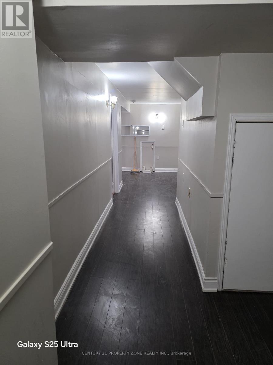 432 Rutherford Road N, Brampton, Ontario  L6V 3R9 - Photo 2 - W12961350