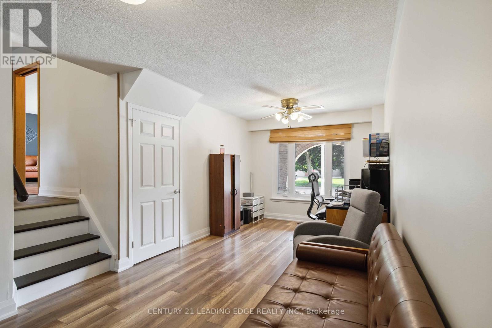 9 Trotters Lane, Brampton, Ontario  L6Y 1B5 - Photo 16 - W12961372