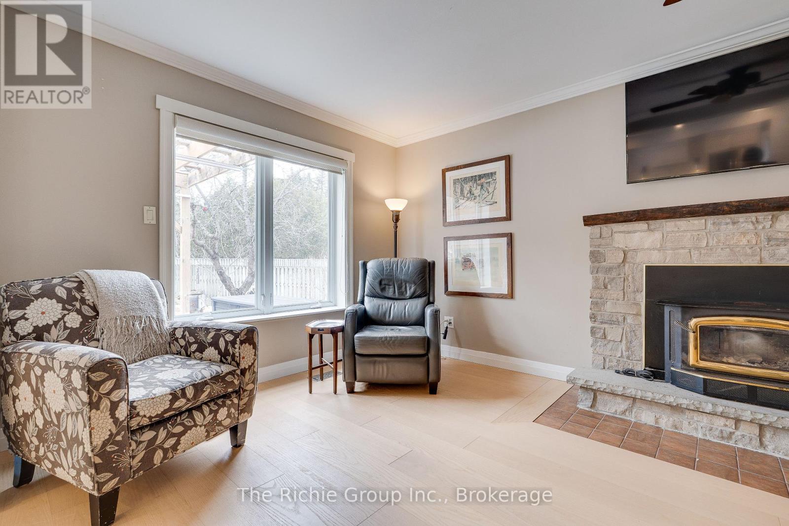 75 Marilyn Street, Caledon, Ontario  L7C 1H7 - Photo 13 - W12961406