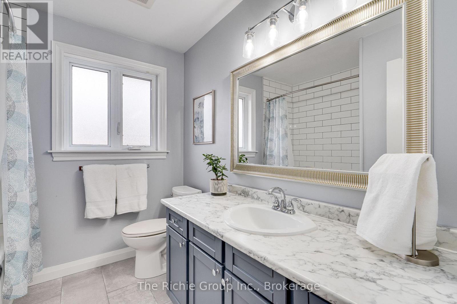 75 Marilyn Street, Caledon, Ontario  L7C 1H7 - Photo 24 - W12961406