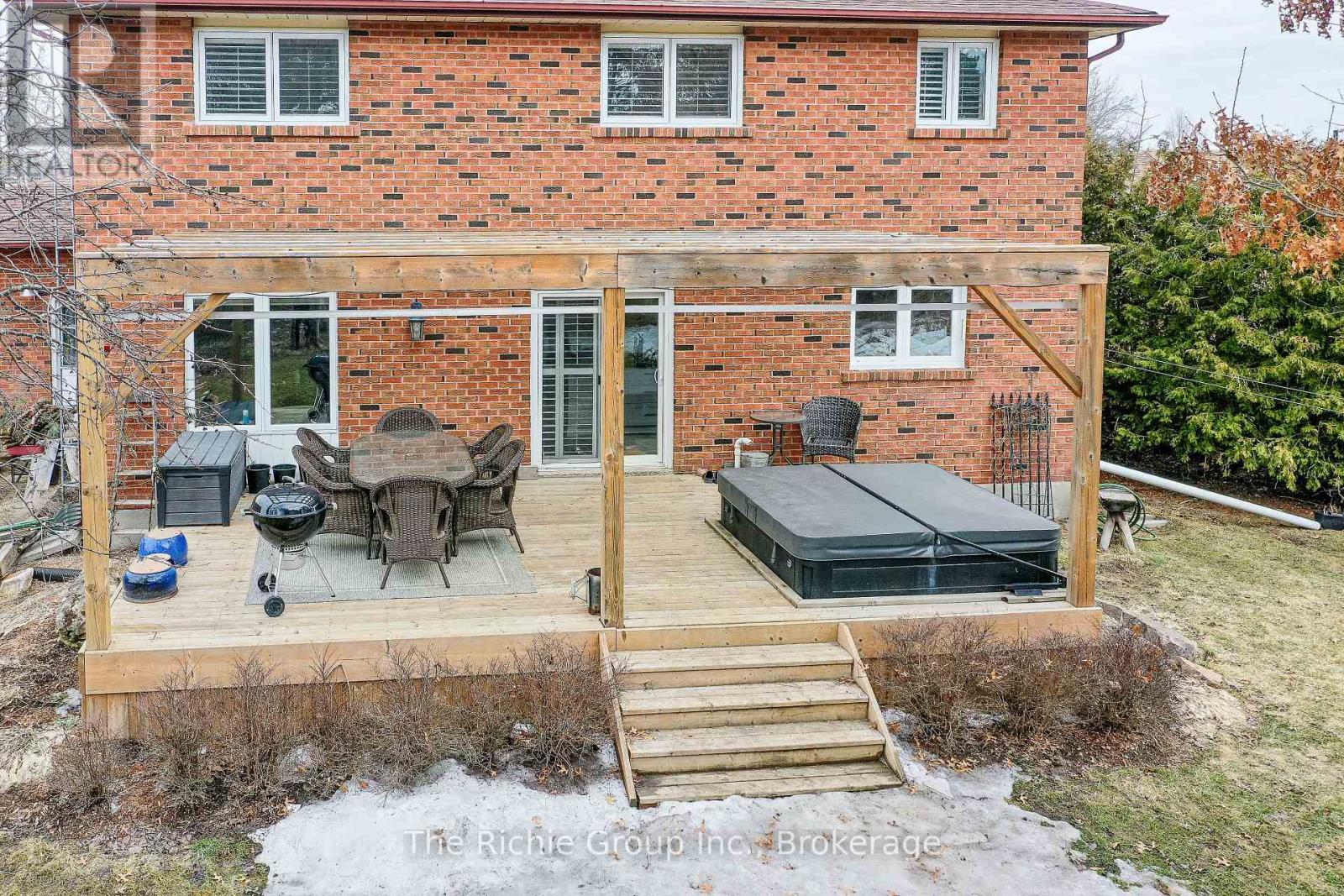 75 Marilyn Street, Caledon, Ontario  L7C 1H7 - Photo 32 - W12961406