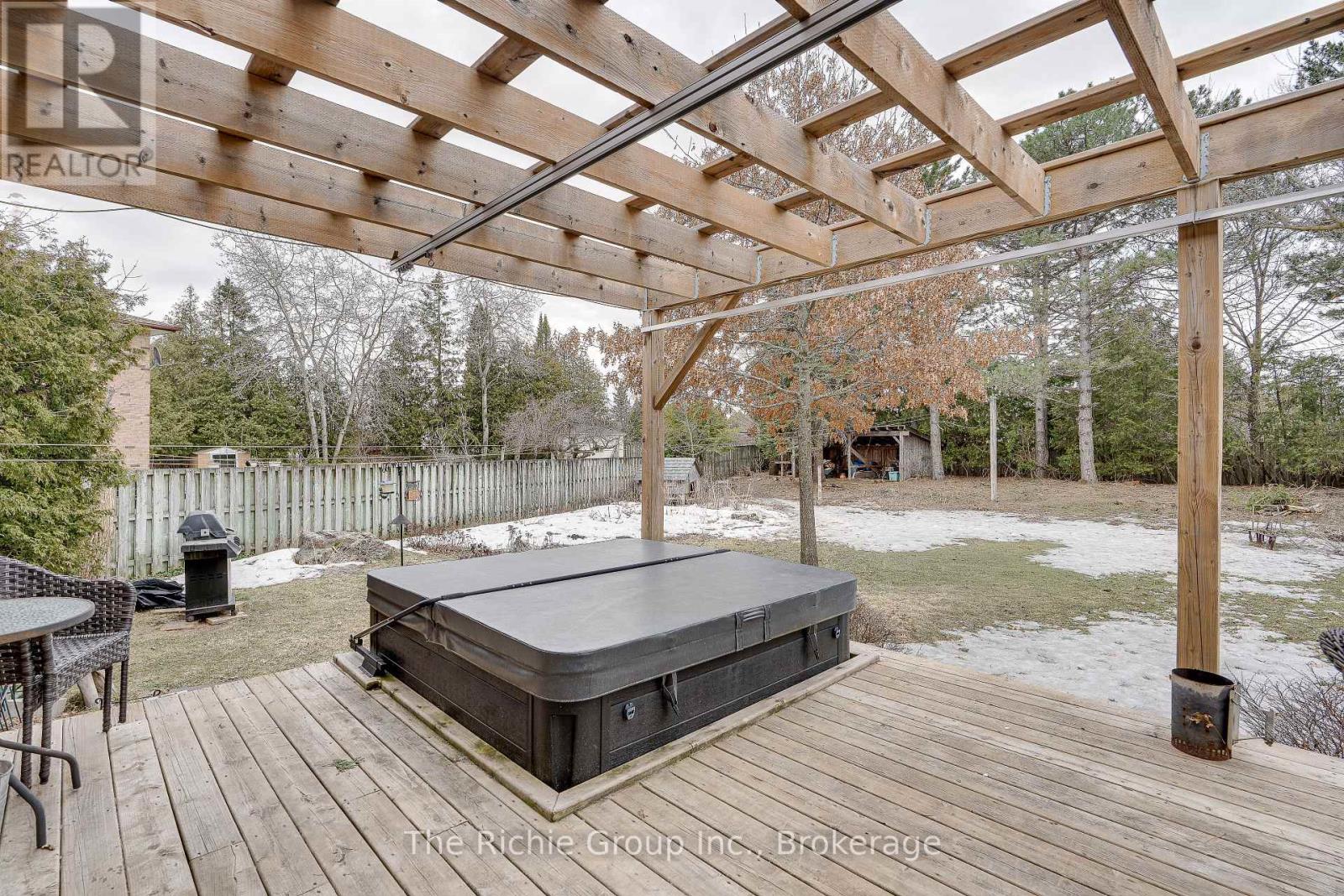 75 Marilyn Street, Caledon, Ontario  L7C 1H7 - Photo 33 - W12961406