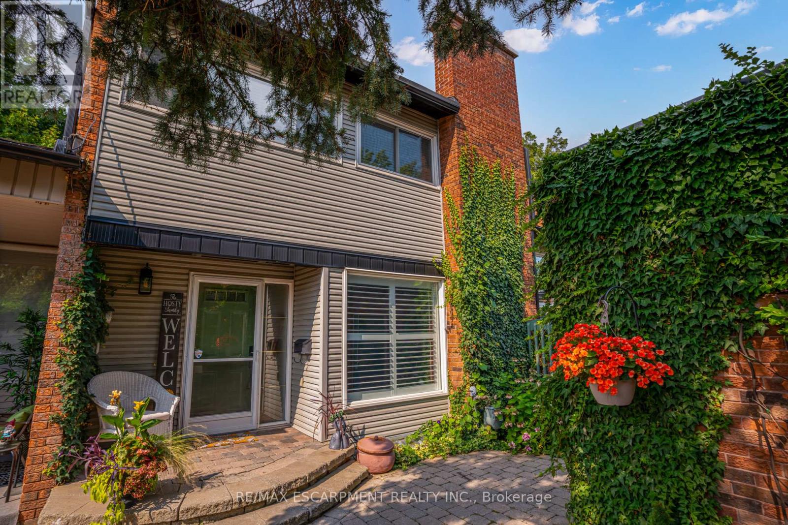 5 - 1560 Kerns Road, Burlington, Ontario  L7P 3A7 - Photo 5 - W12961440