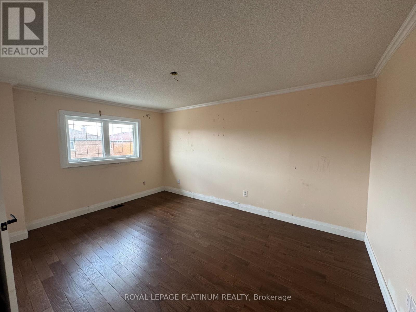 60 Brookfield Court, Brampton, Ontario  L6Y 4K4 - Photo 15 - W12961444