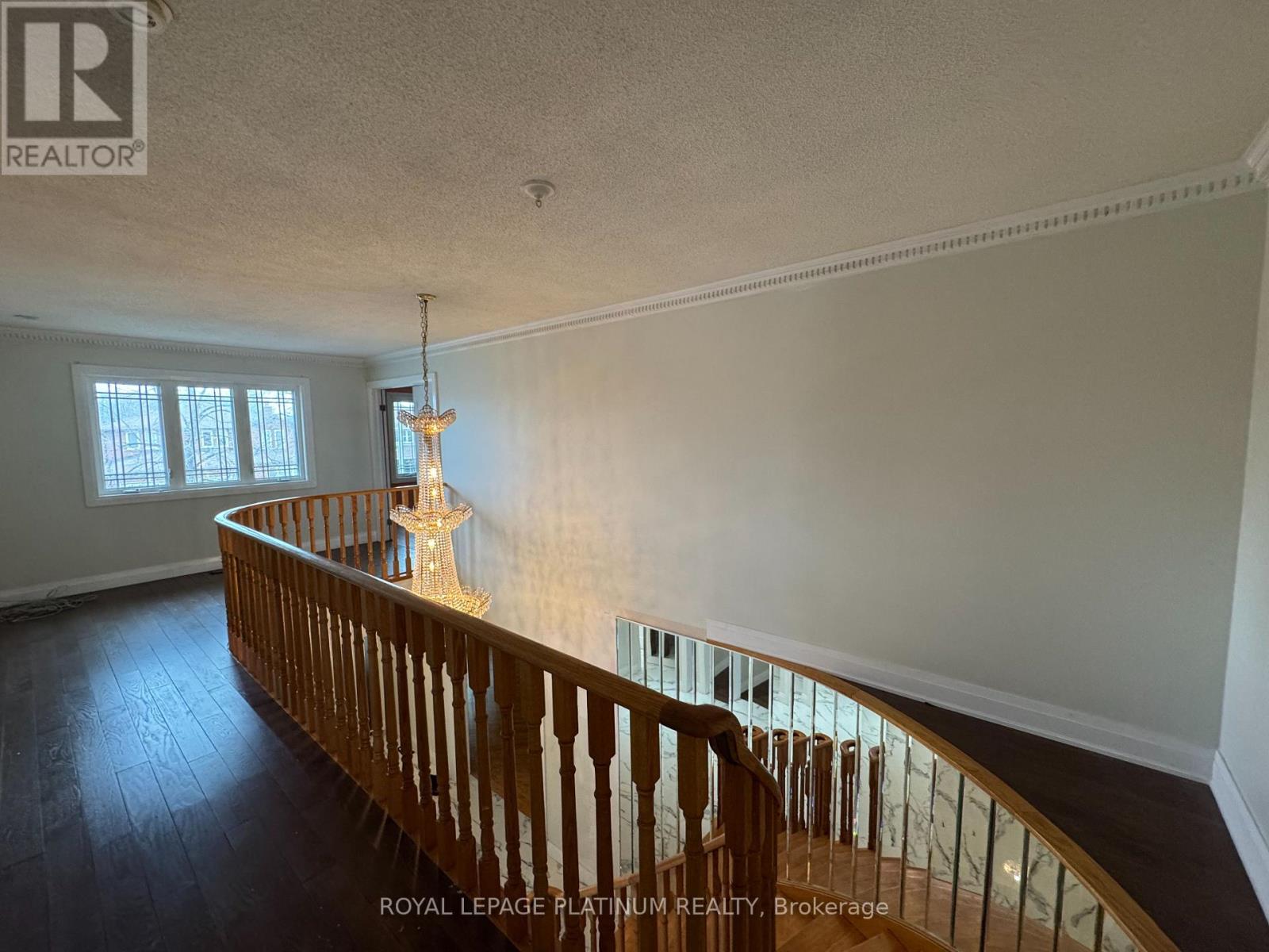 60 Brookfield Court, Brampton, Ontario  L6Y 4K4 - Photo 16 - W12961444