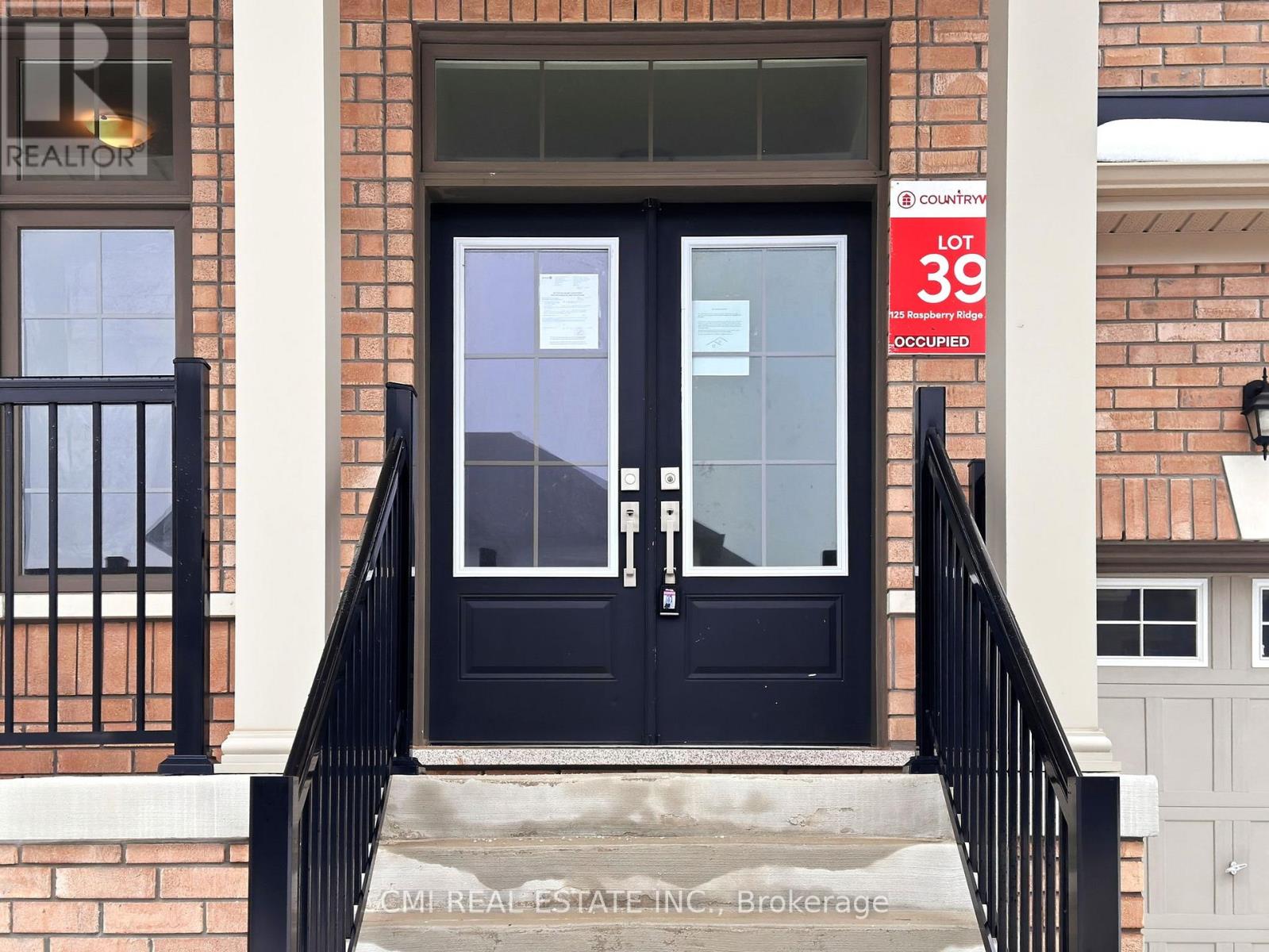 125 Raspberry Ridge Avenue, Caledon, Ontario  L7C 4M9 - Photo 3 - W12961450