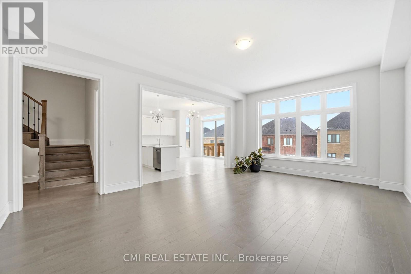 125 Raspberry Ridge Avenue, Caledon, Ontario  L7C 4M9 - Photo 7 - W12961450