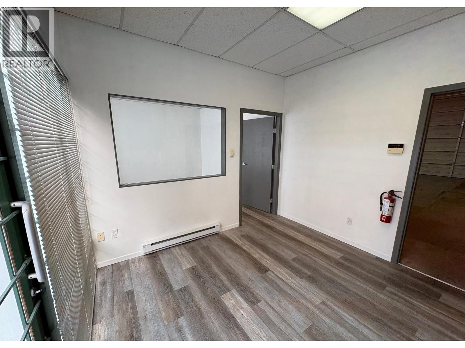 302 7188 Progress Way, Delta, British Columbia  V4G 1M6 - Photo 2 - C8077560