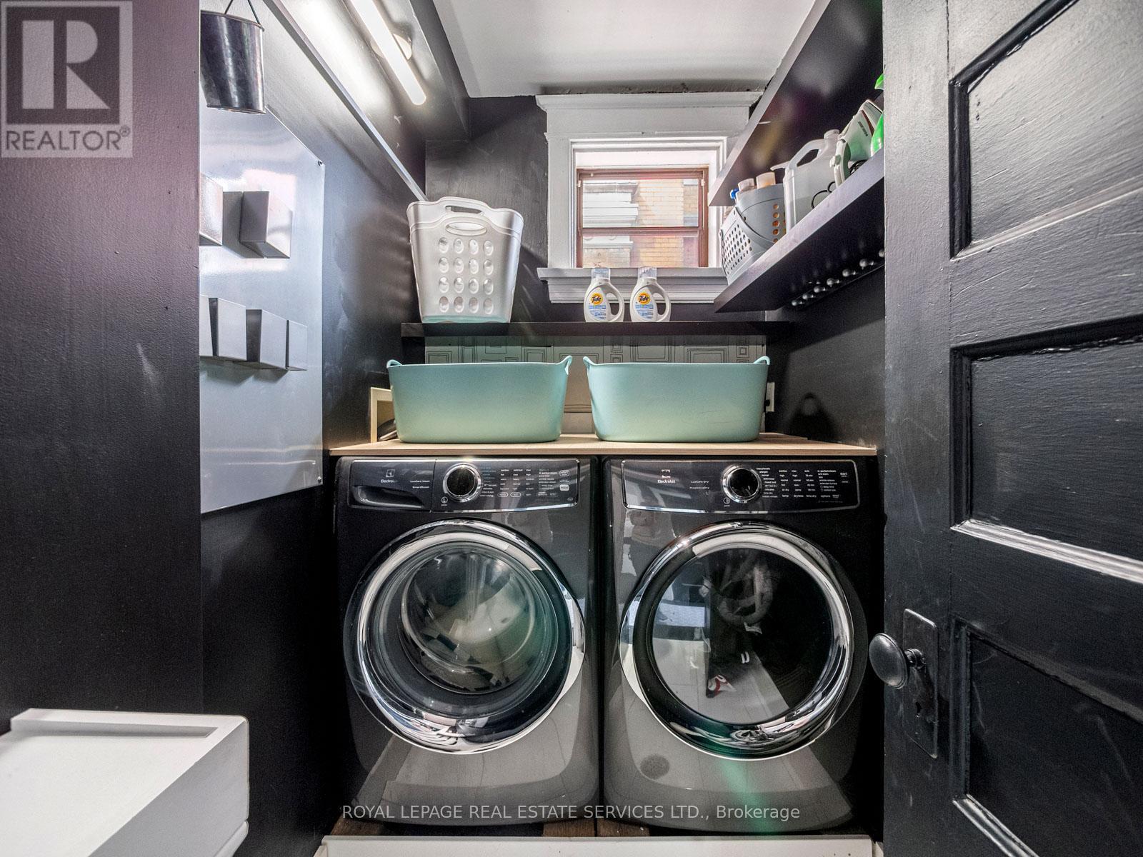 162 Medland Street, Toronto, Ontario  M6P 2N5 - Photo 30 - W12961472